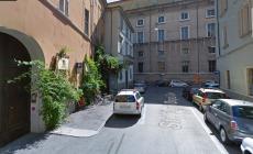  Torna a perseguitare la ex moglie: 40enne arrestato per la terza volta