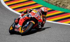 Gp Germania, il solito Marquez batte tutti. Quarto Petrucci