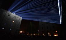 Avete visto la luce blu di "Brilliant Waltz"? Inviate le vostre foto
