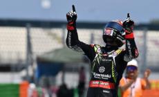 Rea vince, Bautista cade ancora e si complica la vita