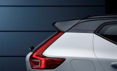 Al volante di Volvo XC40 D4 R-Design