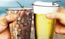 Una birra dal sindaco a chi porta un bicchiere pieno di cicche raccolte per terra 
