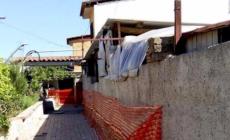 Abusivismo edilizio:  gli abbattono la casa, muore di infarto