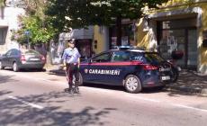 Viale Piacenza, pugno a una donna per rapinarla: arrestati