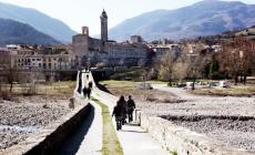 Precipita per 12 metri dal Ponte Gobbo di Bobbio: morto 65enne 