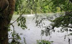 Giovane annega nel fiume Oglio