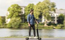 Audi e-Tron Scooter: l'ultimo miglio 'tascabile'
