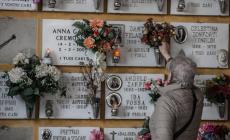 Le unioni civili valgono anche al cimitero
