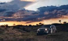 Nuovo Land Rover Defender, debutto a settembre