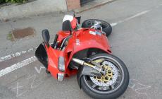 Incidente San Pancrazio: motociclista in gravi condizioni. L'autista è scappato