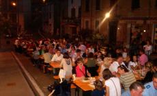 Show e maxi cena: Ferragosto «itinerante»