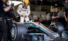 Hamilton in pole precede Raikkonen e Vettel 