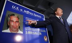 Epstein: ebbe in 'regalo' tre dodicenni spedite da Parigi