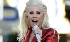 "Forti dolori",  Lady Gaga annulla 10 concerti 