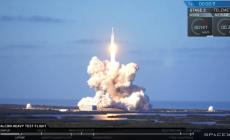 E' partito il Falcon Heavy, razzo gigante di SpaceX