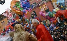 Poliziotto in malattia ballava ad una festa di carnevale 