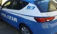Tassista a Roma violenta due studentesse straniere, arrestato.  E nel barese una minorenne sequestrata all'uscita da scuola,  stordita e abusata 