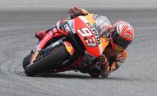 Marquez in pole a Motegi, indietro Valentino Rossi