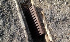Le foto di una lettrice: "Neviano de Rossi, una strada praticamente abbandonata..."