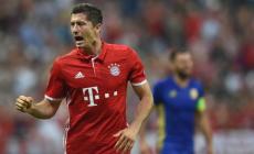 Lewandowski, il Bayern passa alle minacce