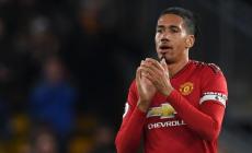La Roma annuncia l'arrivo di Smalling dal Manchester United