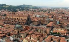 Ordigno bellico scoppia in garage , due morti