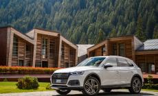 Audi, ecco il  Q5 con la spina