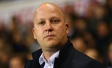 Allenatore esonerato per insulti razzisti