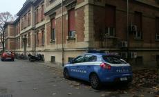 Prende il figlio dall'ospedale e fugge, arrestato