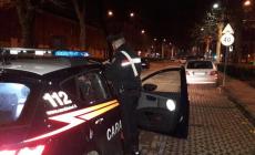 Arrestato mentre spaccia in viale dei Mille. Con 17 dosi pronte nelle siepi