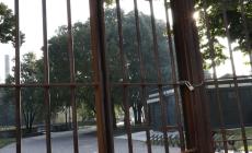 Ex Eridania, chiusura del parco per transennare la ciminiera colpita dal fulmine - Foto