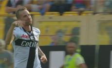 D'Aversa, dubbi per il terzo d'attacco. Cagliari, out Nainggolan, dentro Cigarini - Video