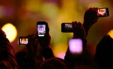 Apple lancia brevetto per bloccare le foto degli iPhone ai concerti