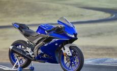 Yamaha veste di nuovo le piccole R