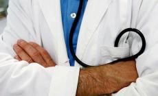 Bicarbonato  in vena per sconfiggere il cancro:  condannato a 5 anni e mezzo