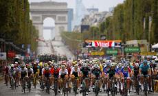 Tour: Thomas in trionfo a Parigi, Froome è terzo