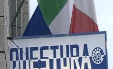 Sparatoria davanti  alla questura di Trieste, uccisi due agenti. Presi gli autori