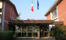 Piove dentro la scuola: secchi e stracci alla Romagnosi