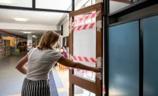 I vandali delle scuole sono tornati: in due giorni colpiti Rondani, Melloni e Salvo D'Acquisto