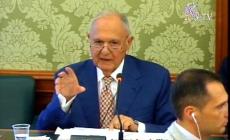 Il ministro Savona: «Dobbiamo essere pronti a tutto, anche all’uscita dall’euro»