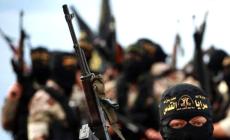  Siria, le Ong: 14 civili uccisi. Fonti curde: 'Scappati 800 affiliati dell'Isis'