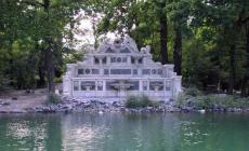 500 mila euro per il restauro della fontana del Trianon
