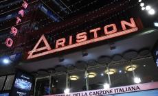 Parte Sanremo, le tv cambiano i palinsesti: Criminal Minds, talk show e Woody Allen per "affrontare" le canzoni