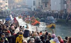 Carnevale di Venezia da tutto esaurito. Fin troppo: si pensa agli ingressi limitati 