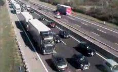 Due incidenti in pochi minuti: code a Bologna questa mattina