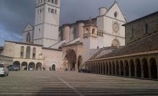 Pellegrini ad Assisi, cluster di 92 persone. No-vax in terapia intensiva
