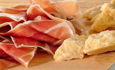 La Cina riconosce Dop e Igp: prosciutto e parmigiano più protetti da imitazioni