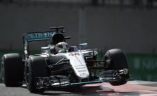Abu Dhabi, pole ad Hamilton . 4° Raikkonen