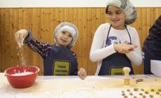 Anolini solidali, ai 'fornelli' i bambini - Le foto