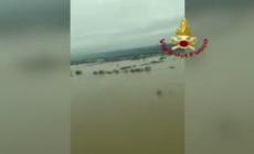 Maltempo, auto nel fiume Bormida: dispersa una  52enne - Video